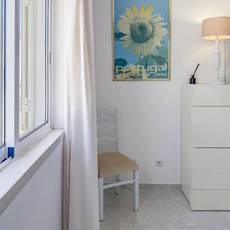 #398 Elegant Sea View W Balcony 1br Apartament *