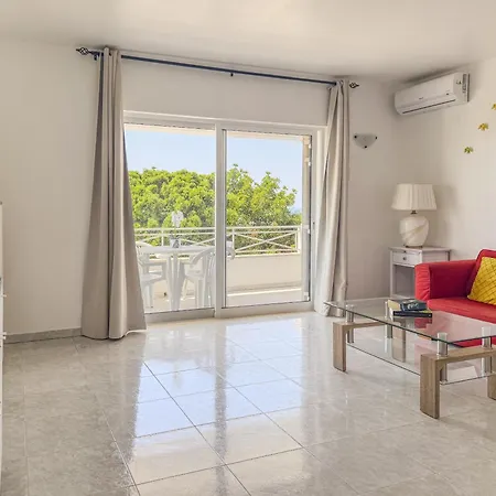 #398 Elegant Sea View W Balcony 1br Apartament